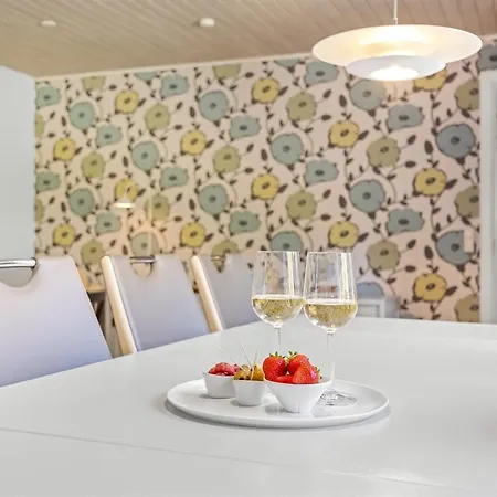 Gorm - 300m From The Sea By Interhome